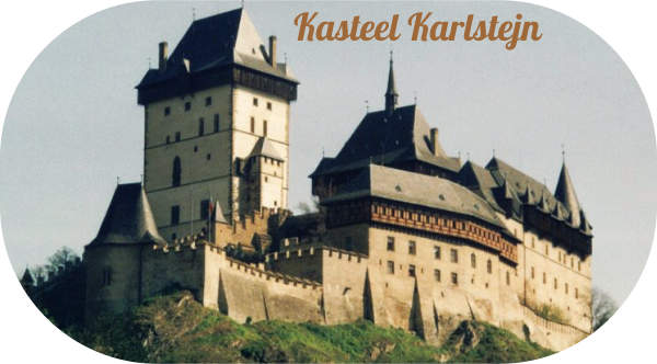 Kasteel Karlstejn op ca dertig kilometer ten zuidwesten van Praag. De burcht (stejn) is gebouwd in 1348 door keizer Karel IV. (Karl) Karel IV (Praag, 1316 - 1378) , de zoon van Jan de Blinde, bij zijn geboorte kreeg hij de naam Wenceslaus ofwel Václav.
